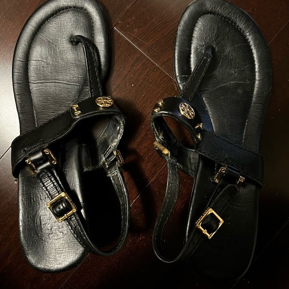 Tory Burch black sandals with wedge heel. - Picture 4 of 4